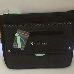 NWT Sherpani Zooma Crossbody Purse Shoulder Bag